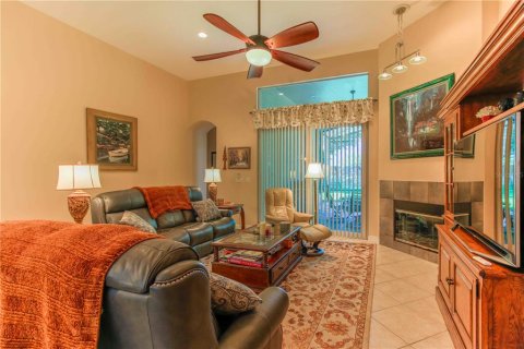 House in Windermere, Florida 4 bedrooms, 290.69 sq.m. № 1888458 - photo 25