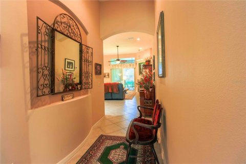 House in Windermere, Florida 4 bedrooms, 290.69 sq.m. № 1888458 - photo 19