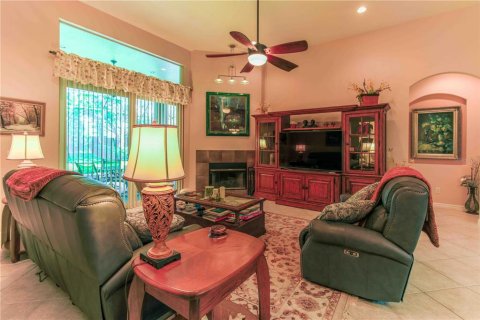 House in Windermere, Florida 4 bedrooms, 290.69 sq.m. № 1888458 - photo 26