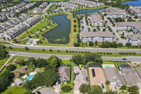 House in Windermere, Florida 4 bedrooms, 290.69 sq.m. № 1888458 - photo 9
