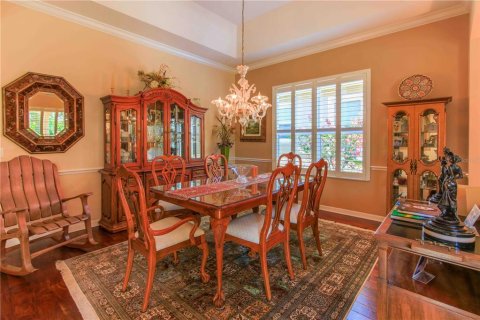 House in Windermere, Florida 4 bedrooms, 290.69 sq.m. № 1888458 - photo 17