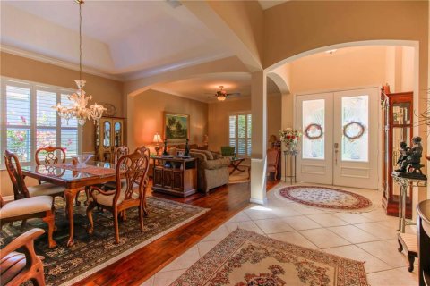 House in Windermere, Florida 4 bedrooms, 290.69 sq.m. № 1888458 - photo 18