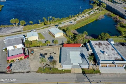 Снять в аренду коммерческую недвижимость в Дейтона-Бич, Флорида 212м2, № 1615774 - фото 14