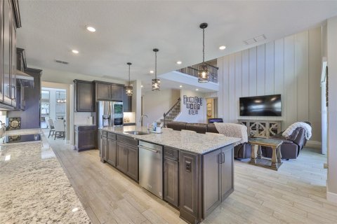 House in Valrico, Florida 5 bedrooms, 396.88 sq.m. № 1804716 - photo 17