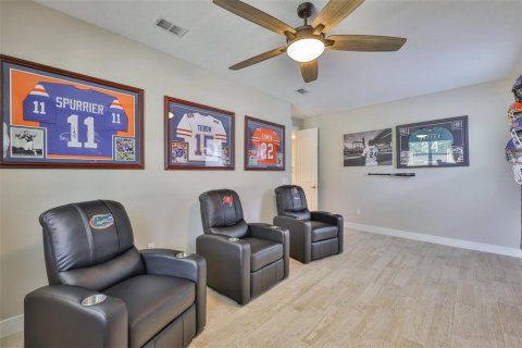 House in Valrico, Florida 5 bedrooms, 396.88 sq.m. № 1804716 - photo 26
