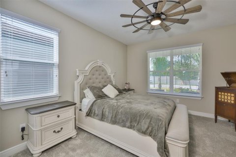 House in Valrico, Florida 5 bedrooms, 396.88 sq.m. № 1804716 - photo 29