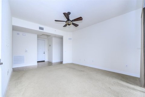 Condominio en alquiler en Punta Gorda, Florida, 2 dormitorios, 137.96 m2 № 2284746 - foto 3