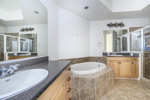 Condominio en alquiler en Punta Gorda, Florida, 2 dormitorios, 137.96 m2 № 2284746 - foto 19