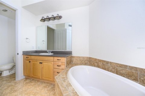 Condominio en alquiler en Punta Gorda, Florida, 2 dormitorios, 137.96 m2 № 2284746 - foto 18