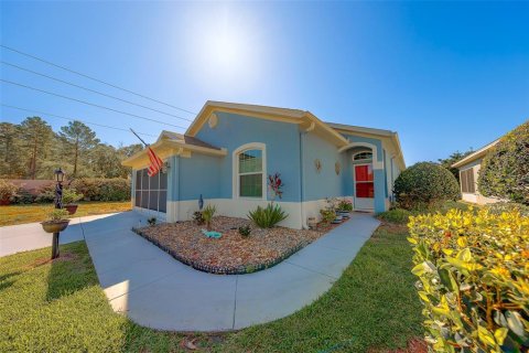 House in New Port Richey, Florida 3 bedrooms, 157.38 sq.m. № 2120042