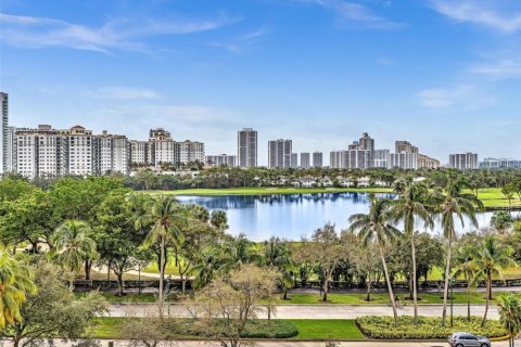 Copropriété à vendre à Aventura, Floride: 1 chambre, 70.14 m2 № 1962097 - photo 5