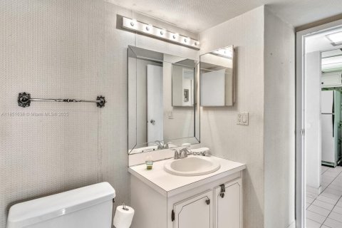 Copropriété à vendre à Aventura, Floride: 1 chambre, 70.14 m2 № 1962097 - photo 13