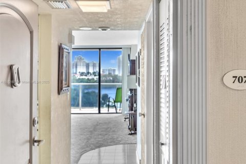 Copropriété à vendre à Aventura, Floride: 1 chambre, 70.14 m2 № 1962097 - photo 26