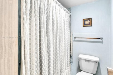 Copropriété à vendre à Aventura, Floride: 1 chambre, 70.14 m2 № 1962097 - photo 12
