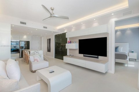 Copropriété à louer à Miami Beach, Floride: 2 chambres, 78.97 m2 № 2334947 - photo 5