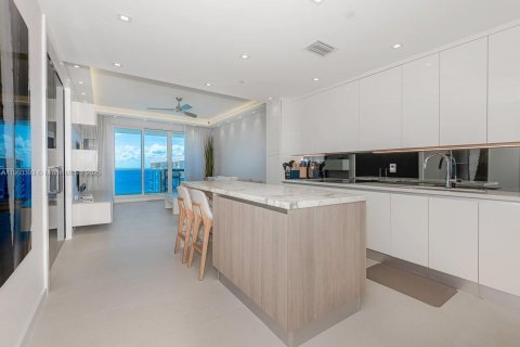 Copropriété à louer à Miami Beach, Floride: 2 chambres, 78.97 m2 № 2334947 - photo 12