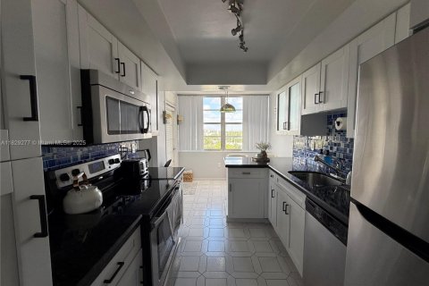 Купить кондоминиум в Авентура, Флорида 2 спальни, 149.11м2, № 1804336 - фото 4