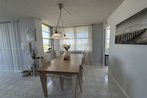 Купить кондоминиум в Авентура, Флорида 2 спальни, 149.11м2, № 1804336 - фото 6