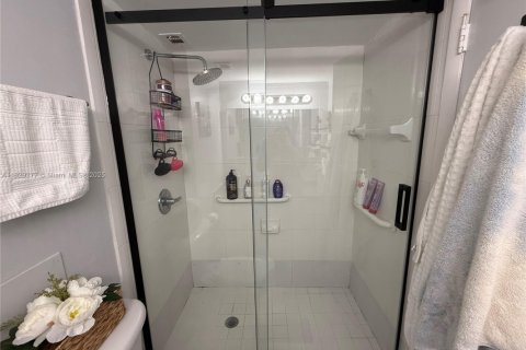 Купить кондоминиум в Авентура, Флорида 2 спальни, 149.11м2, № 1804336 - фото 17