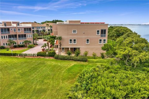 Touwnhouse à vendre à Dunedin, Floride: 4 chambres, 263.1 m2 № 2399470 - photo 8