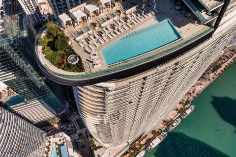 Condo in Miami, Florida, 1 bedroom  № 2026815 - photo 27