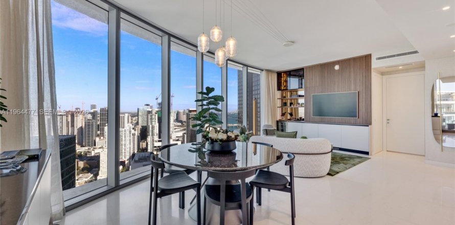 Condo in Miami, Florida, 1 bedroom  № 2026815