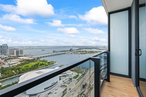 Купить кондоминиум в Майами, Флорида 39.95м2, № 1811360 - фото 14