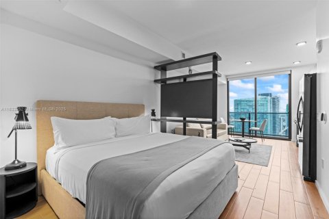 Купить кондоминиум в Майами, Флорида 39.95м2, № 1811360 - фото 4