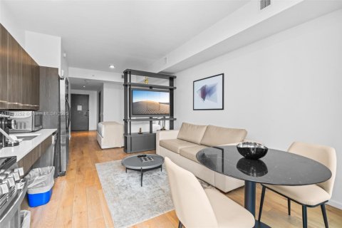 Купить кондоминиум в Майами, Флорида 39.95м2, № 1811360 - фото 8