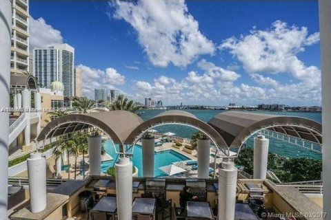 Copropriété à vendre à Miami, Floride: 2 chambres, 133.78 m2 № 1981406 - photo 17