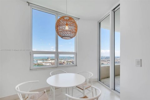 Copropriété à vendre à Miami, Floride: 2 chambres, 133.78 m2 № 1981406 - photo 7