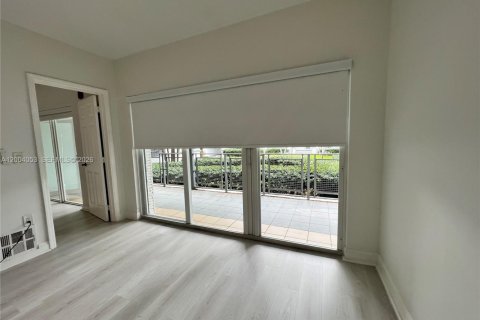 Apartment in Miami Beach, Florida 1 bedroom, 74.32 sq.m. № 2068279 - photo 13