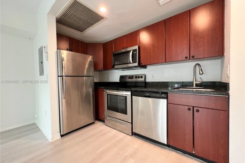 Apartment in Miami Beach, Florida 1 bedroom, 74.32 sq.m. № 2068279 - photo 4