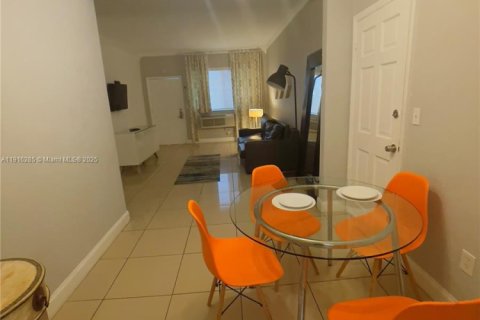 House in Miami Beach, Florida 1008.83 sq.m. № 1971079 - photo 6