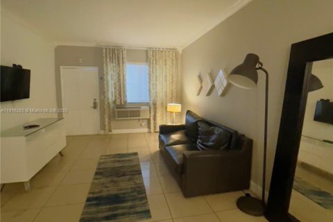 House in Miami Beach, Florida 1008.83 sq.m. № 1971079 - photo 7