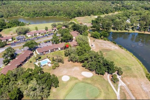 Condo in Ocala, Florida, 2 bedrooms  № 2214193 - photo 2