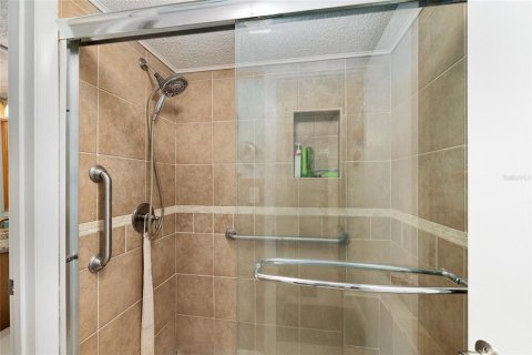 Condo in Ocala, Florida, 2 bedrooms  № 2214193 - photo 24