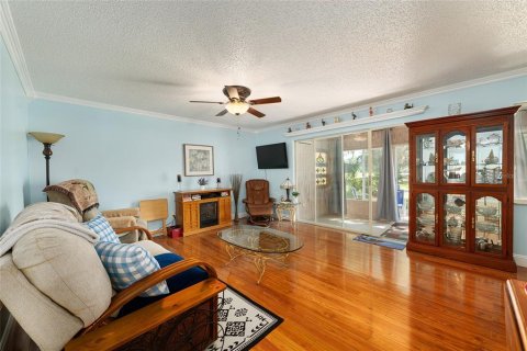 Condo in Ocala, Florida, 2 bedrooms  № 2214193 - photo 4