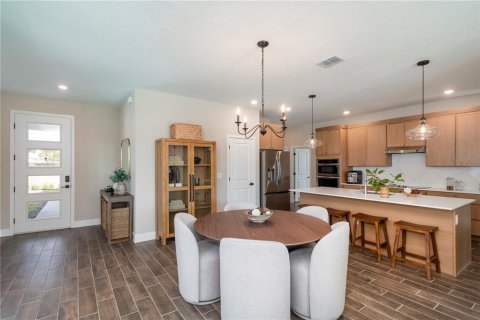 House in Ocala, Florida 4 bedrooms, 199.46 sq.m. № 2393941 - photo 8