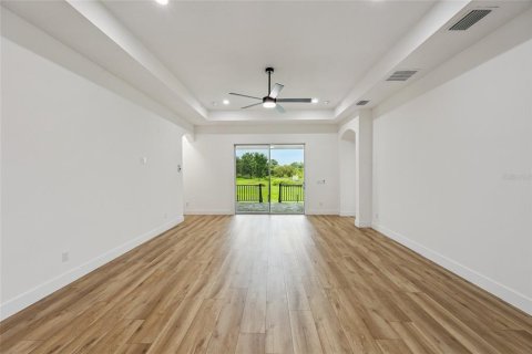 House in Dade City, Florida 4 bedrooms, 218.41 sq.m. № 1834872 - photo 11