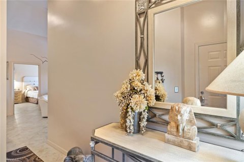 Condo in Sarasota, Florida, 2 bedrooms  № 1679502 - photo 5