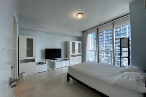 Apartamento en alquiler en Miami, Florida, 2 dormitorios, 108.42 m2 № 1936656 - foto 9