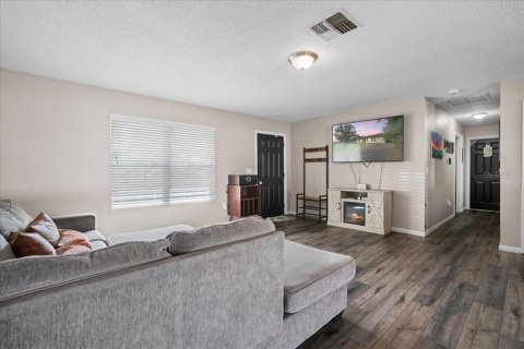 House in Ocala, Florida 3 bedrooms, 115.76 sq.m. № 1775005 - photo 7