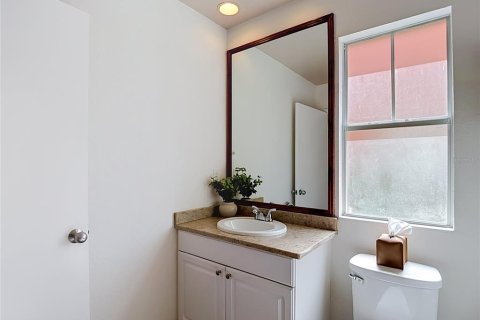 Condo in Tampa, Florida, 3 bedrooms  № 2225944 - photo 17