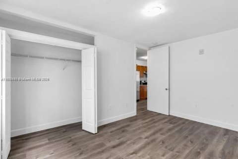 Copropriété à louer à Miami Beach, Floride: 1 chambre, 61.32 m2 № 1945004 - photo 10