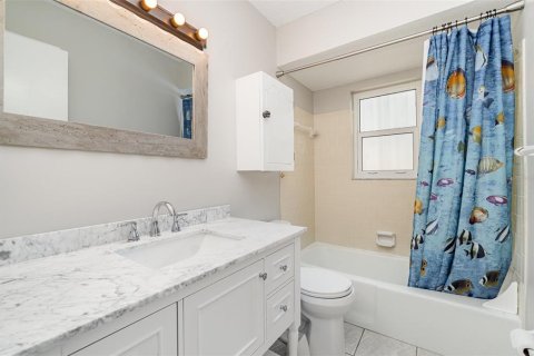 Villa ou maison à vendre à Englewood, Floride: 4 chambres, 211.07 m2 № 1767467 - photo 27