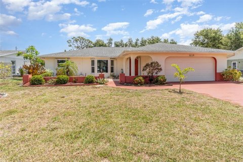 Villa ou maison à vendre à Englewood, Floride: 4 chambres, 211.07 m2 № 1767467 - photo 1