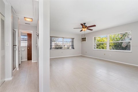Villa ou maison à vendre à Englewood, Floride: 4 chambres, 211.07 m2 № 1767467 - photo 18