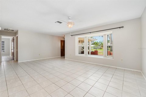 Villa ou maison à vendre à Englewood, Floride: 4 chambres, 211.07 m2 № 1767467 - photo 7
