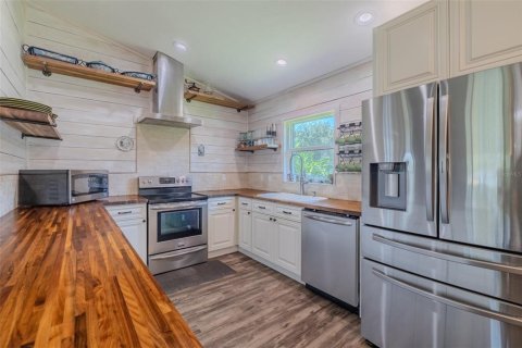 House in Land O' Lakes, Florida 4 bedrooms, 227.33 sq.m. № 1853765 - photo 3